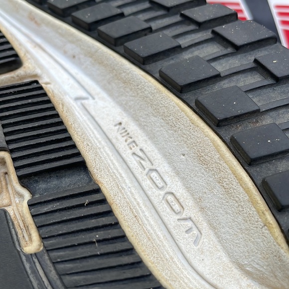 Nike Air Pegasus 29 Red/ Black Sneakers Size 11 - Picture 8 of 11